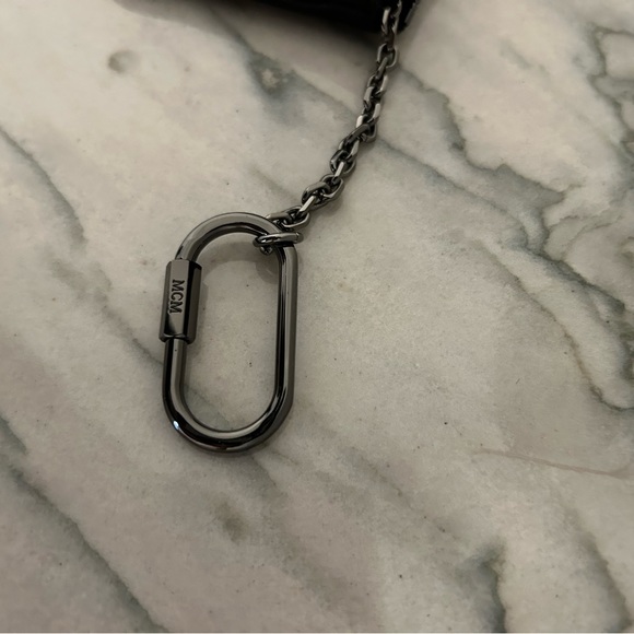 MCM Key Pouch Leather card holder - Picture 4 of 7